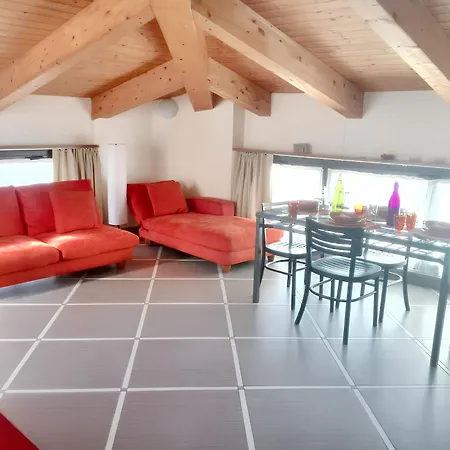 Modern In Of 100 M² With Terrace Apartment